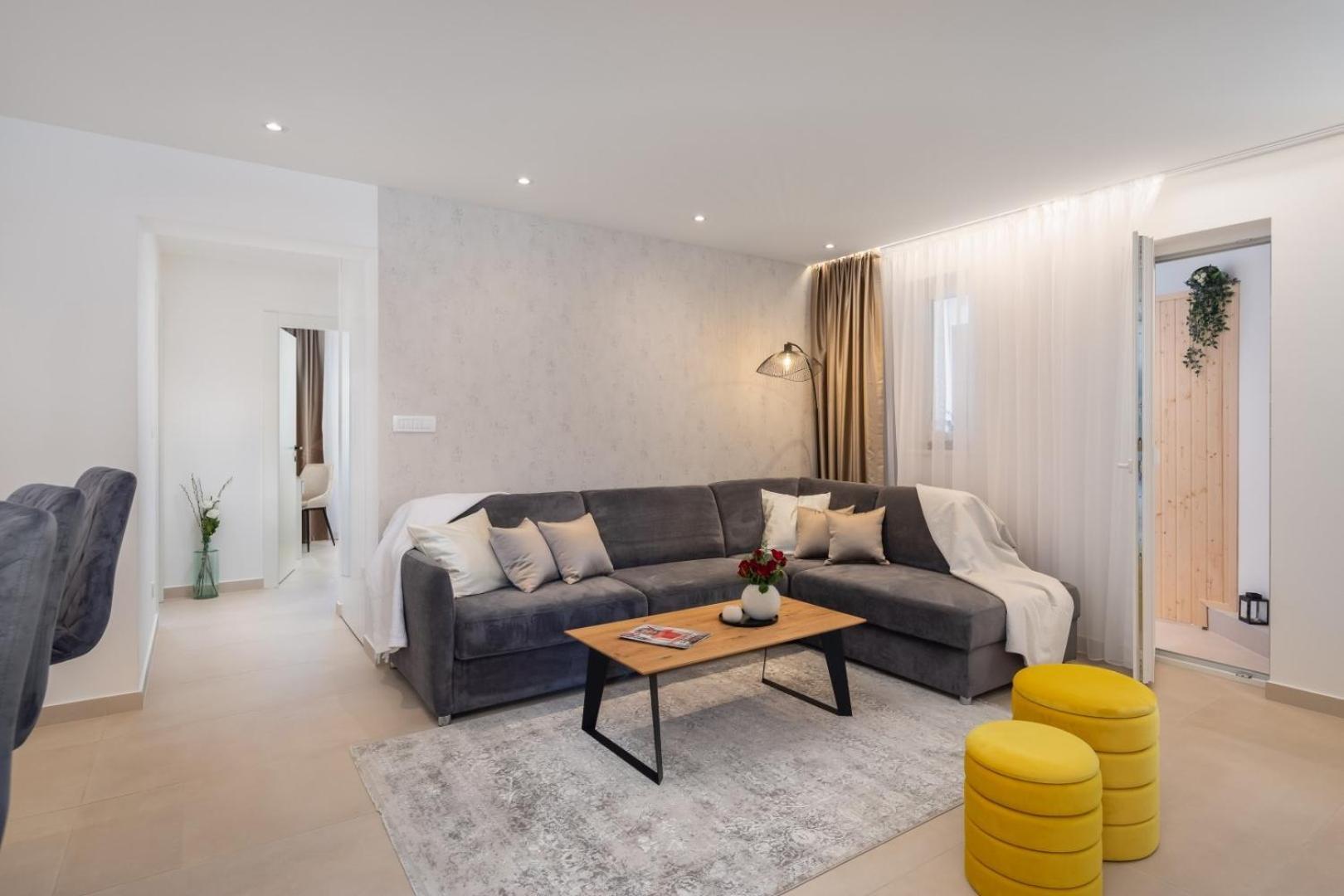 Luxury Apartment Silvery In Split Center With Jacuzzi, Sauna And Parking Екстериор снимка