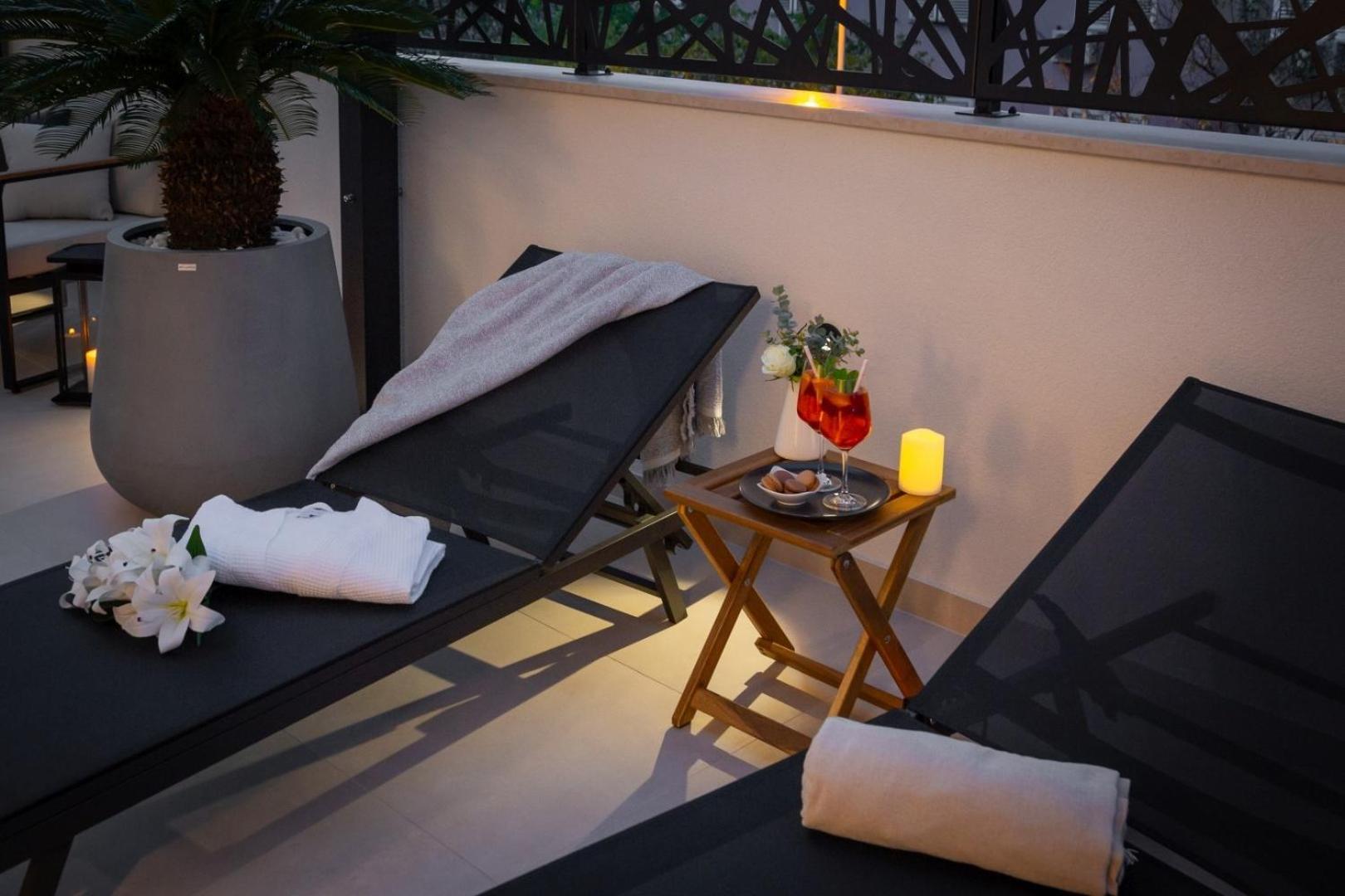 Luxury Apartment Silvery In Split Center With Jacuzzi, Sauna And Parking Екстериор снимка
