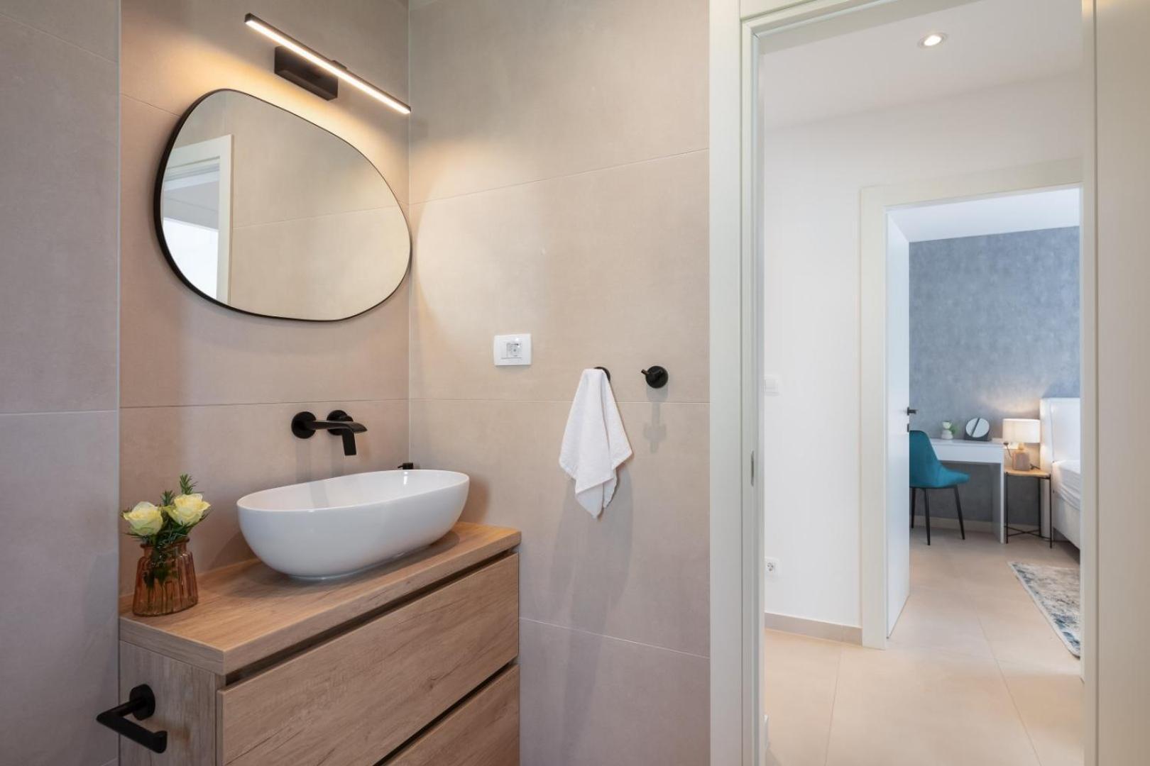 Luxury Apartment Silvery In Split Center With Jacuzzi, Sauna And Parking Екстериор снимка
