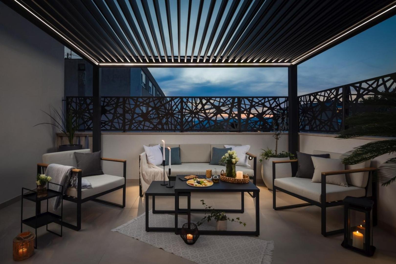 Luxury Apartment Silvery In Split Center With Jacuzzi, Sauna And Parking Екстериор снимка